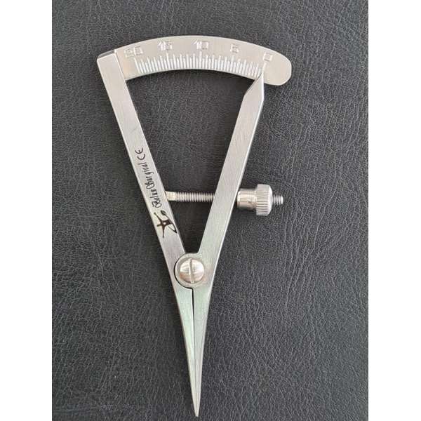 Belux Surgical / Castroviejo caliper 8.5cm Recht / RVS / Dental Instruments Belux Surgical / Castroviejo caliper 8.5cm Recht / RVS / Dental Instruments