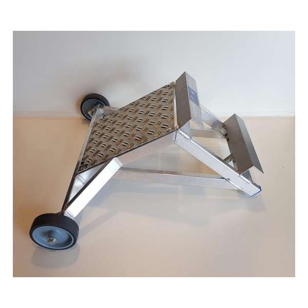 Ladderafhouder Aluminium met schuine hoek met traanplaat Ladderafhouder Aluminium met schuine hoek met traanplaat