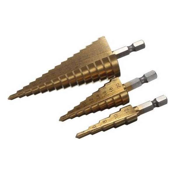 HSS Stappenboor bit boorset stappen boor kegelboor set 3 delig 4-32 MM titanium met opbergetui HSS Stappenboor bit boorset stappen boor kegelboor set 3 delig 4-32 MM titanium met opbergetui