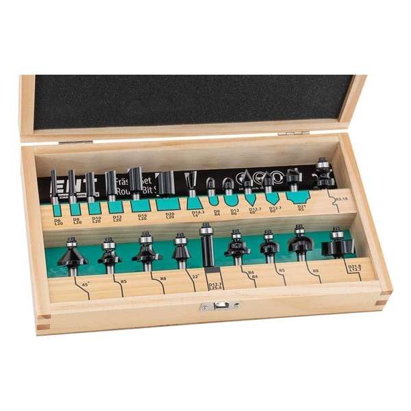 ENT Frezenset 22-delig voor universeel gebruik in houten koffer. Groot assortiment aan bovenfrezen met 8mm schacht. ENT Frezenset 22-delig voor universeel gebruik in houten koffer. Groot assortiment aan bovenfrezen met 8mm schacht.