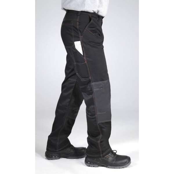 Taillebandbroek met knieversterking, kleur zwart, voor vrije tijd en werk, maat 60 Taillebandbroek met knieversterking, kleur zwart, voor vrije tijd en werk, maat 60