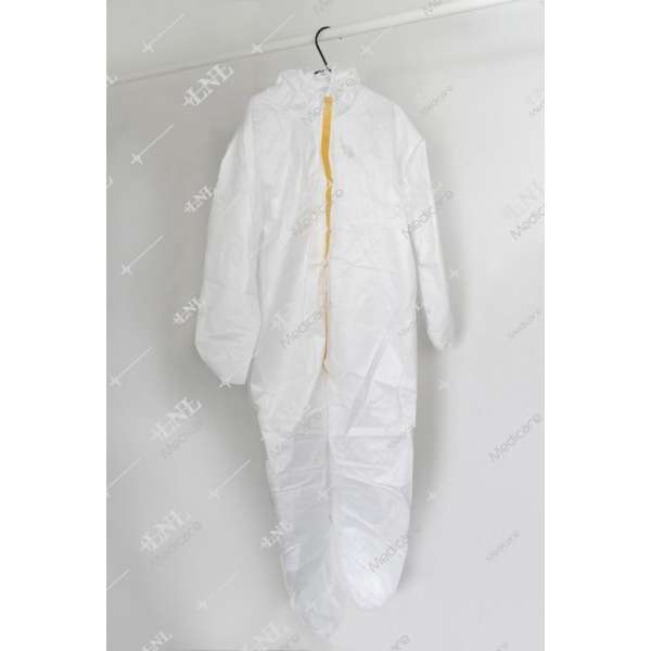 Overall - non woven - XXL - Spatwaterdicht - Cat III type 5/6 - 45 stuks in karton Overall - non woven - XXL - Spatwaterdicht - Cat III type 5/6 - 45 stuks in karton