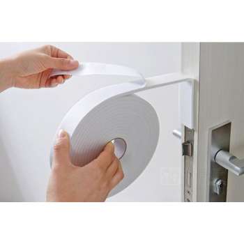 Binnenshuis - Zelfklevende Foam Tochtstrip 15mm - 5 m - Anti- Vocht, Wind en Geluid, Wit