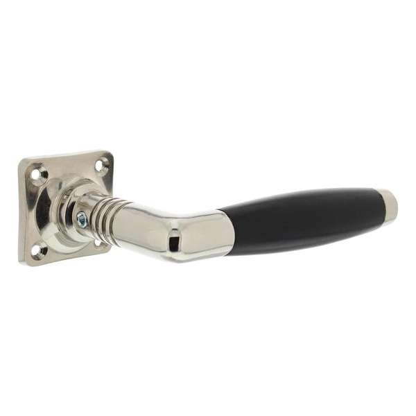 Intersteel Deurkruk Ton Basic met vierkant rozet nikkel Intersteel Deurkruk Ton Basic met vierkant rozet nikkel