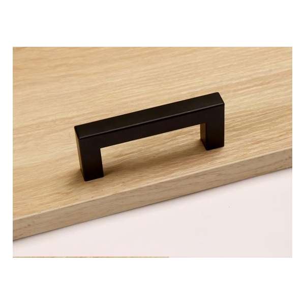 Handgreep zwart 128 mm - moderne keukendeurgreep - Roestvrij stalen vierkante handgreep - Inclusief schroeven Handgreep zwart 128 mm - moderne keukendeurgreep - Roestvrij stalen vierkante handgreep - Inclusief schroeven