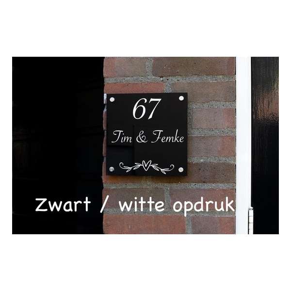 Naambord - zwart plexiglas - 20 cm x 20 cm - compleet pakket - witte opdruk - gepersonaliseerd Naambord - zwart plexiglas - 20 cm x 20 cm - compleet pakket - witte opdruk - gepersonaliseerd
