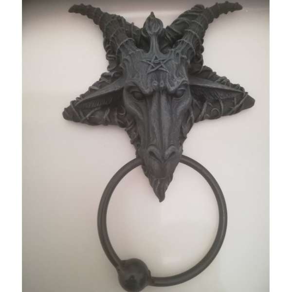 Maddeco - Baphomet - deurklopper gietijzer Maddeco - Baphomet - deurklopper gietijzer
