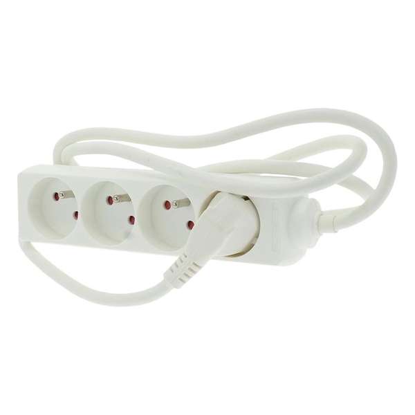 TQ4U stekkerdoos 4-voudig MET PENAARDE | 3 x 1.5mm² | aansluitkabel 1.5 mtr | belastbaar tot 3600 watt | wit TQ4U stekkerdoos 4-voudig MET PENAARDE | 3 x 1.5mm² | aansluitkabel 1.5 mtr | belastbaar tot 3600 watt | wit