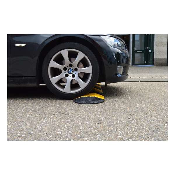 Verkeersdrempel 1 meter – 50 mm hoog – zonder reflectoren Verkeersdrempel 1 meter – 50 mm hoog – zonder reflectoren