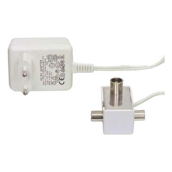 Triax IFE2-6 695002947 opsteekversterker 6DB Triax IFE2-6 695002947 opsteekversterker 6DB