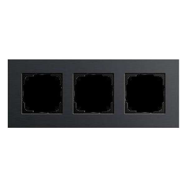 Gira Contactdoos inbouw 213126 Gira Contactdoos inbouw 213126