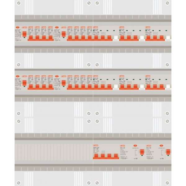 3 fase groepenkast met 16 licht groepen en 6 krachtgroepen 3 fase groepenkast met 16 licht groepen en 6 krachtgroepen