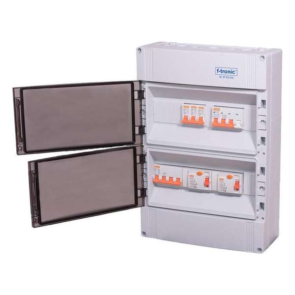 3 fase groepenkast met 3 licht groepen en 1 krachtgroep 3 fase groepenkast met 3 licht groepen en 1 krachtgroep