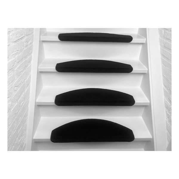Trapmatten 13x Velours Zwart 56x17x3,5cm Trapmatten 13x Velours Zwart 56x17x3,5cm