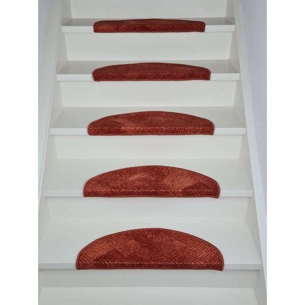 Trapmat halve maan traploper Norm terra cota 15 stuks Trapmat halve maan traploper Norm terra cota 15 stuks