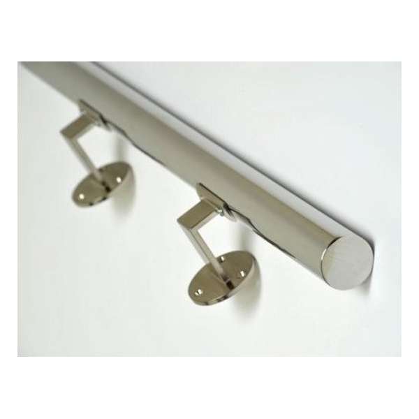 RVS Gepolijst Trapleuning 170 cm met 2 houders RVS Gepolijst Trapleuning 170 cm met 2 houders