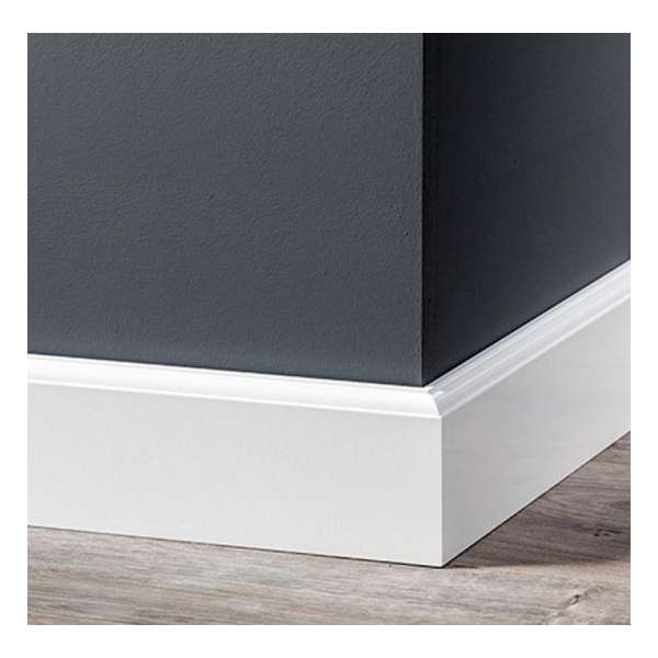 Hoge Plinten - MDF - Eigentijdse plint - 115 x18 mm - Wit - Voorgelakt - RAL 9010 - Per stuk 2,4 M Hoge Plinten - MDF - Eigentijdse plint - 115 x18 mm - Wit - Voorgelakt - RAL 9010 - Per stuk 2,4 M