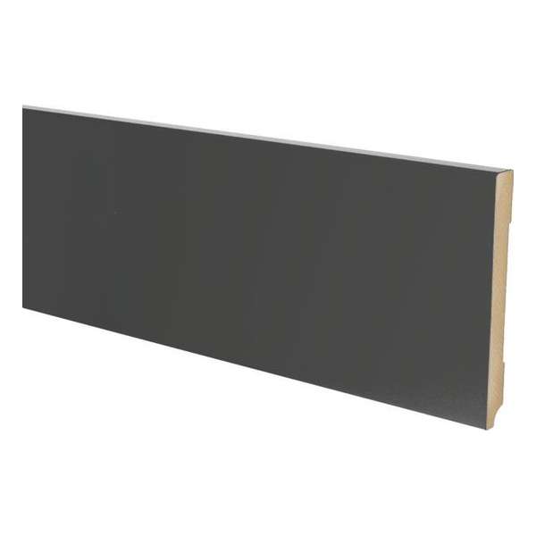 Hoge plinten - MDF - Moderne plint 120x18 mm - Zwart - Voorgelakt - RAL 9005 - Per stuk 2,4m Hoge plinten - MDF - Moderne plint 120x18 mm - Zwart - Voorgelakt - RAL 9005 - Per stuk 2,4m
